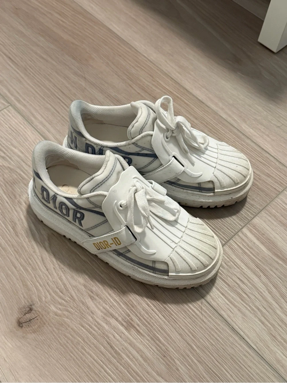 [Authentic Dior] Dior ID Sneakers White Blue